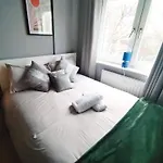 Cosy Central London Apartment, Ec1V